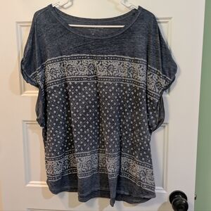 Lucky Brand Women's Blue Patterned Top, size 1X
